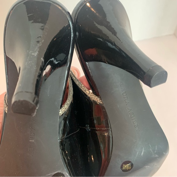 LAURA ASHLEY black/grey patent slingback heels in size 11 brand new, never worn - Picture 9 of 13